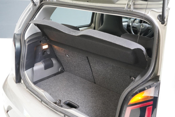 Volkswagen up! 1.0 | Comfortpakket | Climate control | Cruise control | Achteruitrijcamera