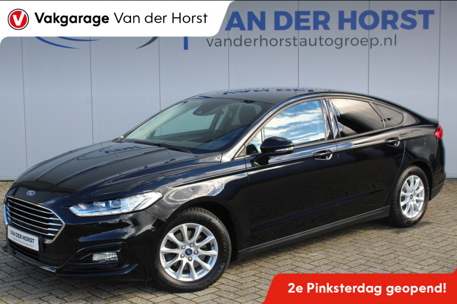 Ford Mondeo 1.5-165pk Business Edition. Het is genieten met deze fijne comfortabele Ford Mondeo ! Volautm. airco, navigatie, cruise cntrl, LM wielen, USB, keyless entry/keyless go, stoel- en voorraamverwarmw., parkeersensoren v+a, automatisch grootlicht, LED verl., etc.