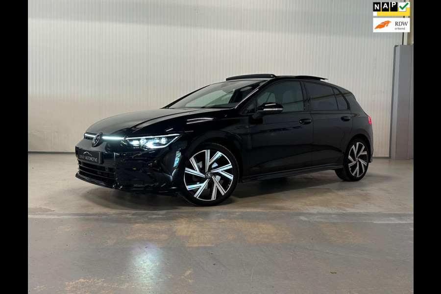 Volkswagen Golf 1.5 eTSI R-Line | PANO | 3x R-LINE | IQ LIGHTS | FABRIEKSGARANTIE