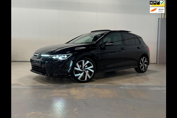 Volkswagen Golf 1.5 eTSI R-Line | PANO | 3x R-LINE | IQ LIGHTS | FABRIEKSGARANTIE