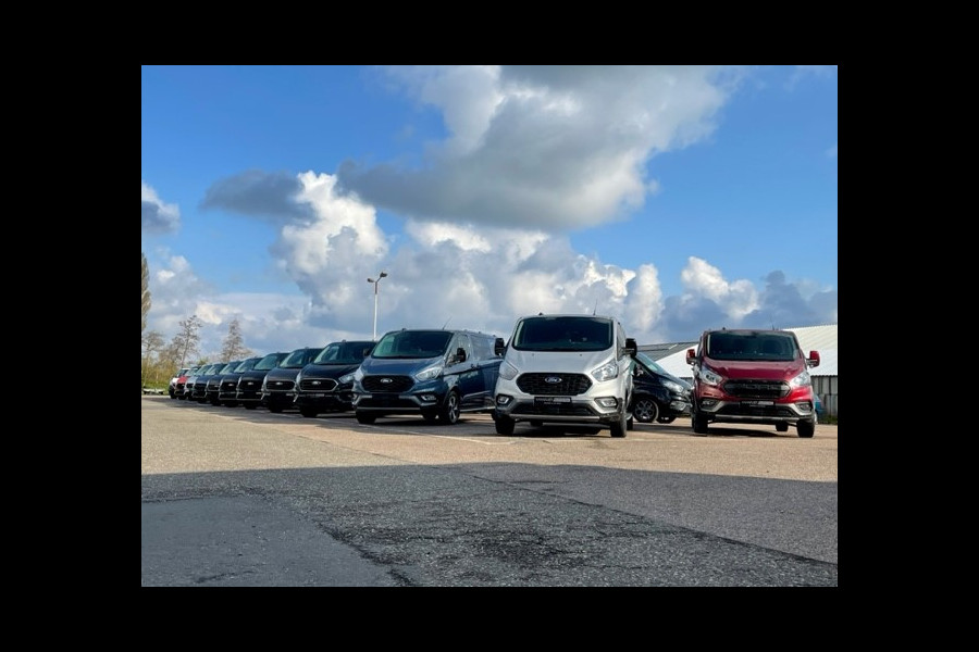 Ford Transit Custom 320 2.0 TDCI L2H1 AUT 170 PK NEXT LEVEL Navi Apple Carplay / Camera / Trekhaak 2600 KG