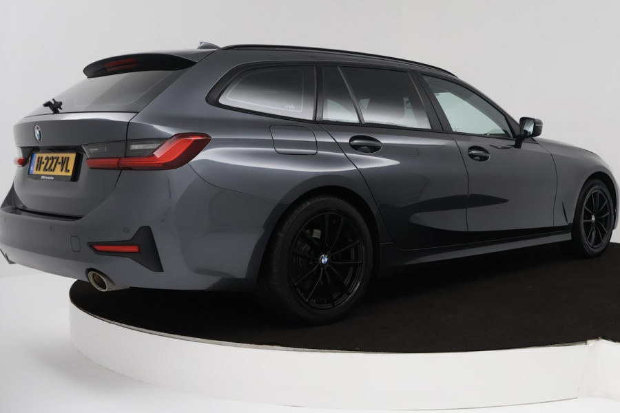 BMW 3 Serie Touring 320i Executive Edition (NAVIGATIE, CARPLAY, STUURBEDIENING, LED, 1e EIGENAAR, GOED, ONDERHOUDEN)