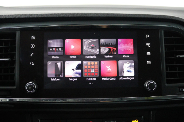 Seat Ateca 1.0 EcoTSI Style Intense (DIGITALE COCKPIT, WEGKLAPBARE TREKHAAK, BEATS, CAMERA, 1e EIGENAAR, GOED ONDERHOUDEN)