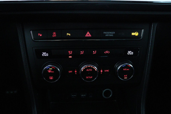 Seat Ateca 1.0 EcoTSI Style Intense (DIGITALE COCKPIT, WEGKLAPBARE TREKHAAK, BEATS, CAMERA, 1e EIGENAAR, GOED ONDERHOUDEN)