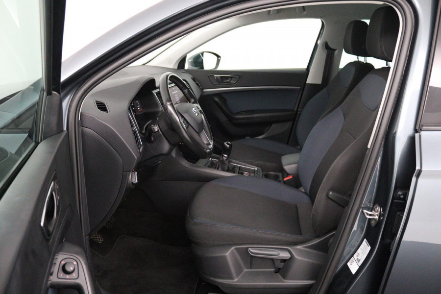 Seat Ateca 1.0 EcoTSI Style Intense (DIGITALE COCKPIT, WEGKLAPBARE TREKHAAK, BEATS, CAMERA, 1e EIGENAAR, GOED ONDERHOUDEN)