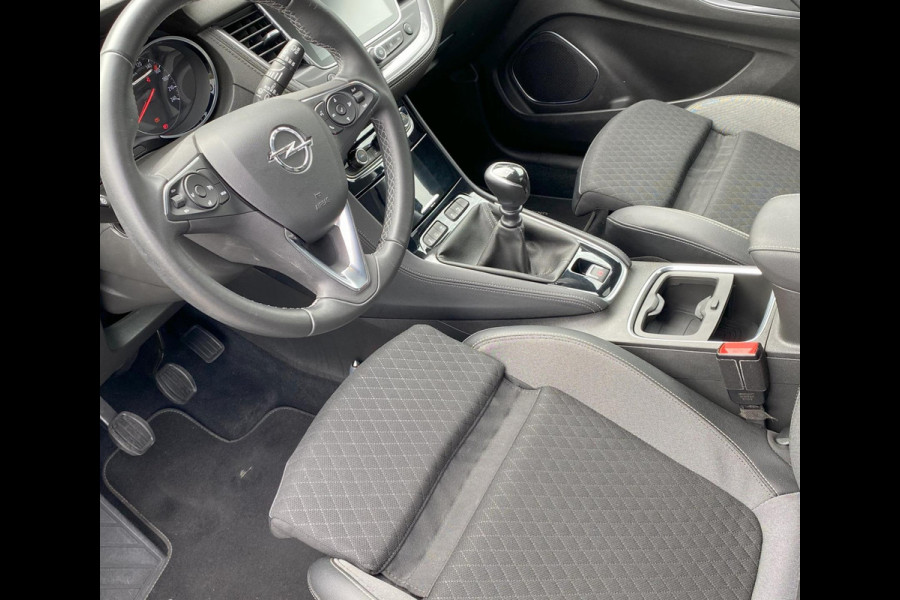 Opel Grandland X 1.2 Turbo Innovation/ Clima/ Camera