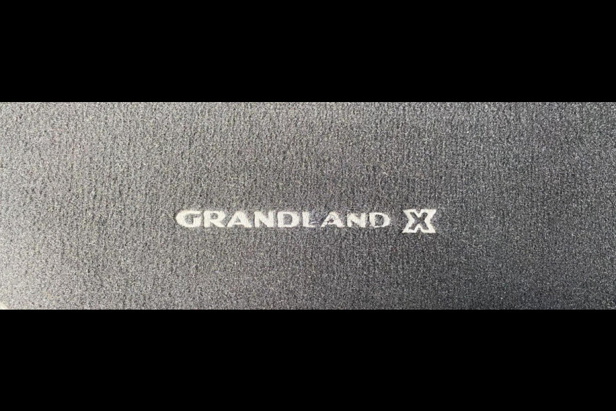 Opel Grandland X 1.2 Turbo Innovation/ Clima/ Camera