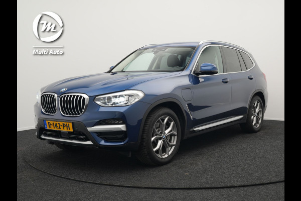 BMW X3 xDrive30e X Line Plug In Hybrid 293pk PHEV | Trekhaak af Fabriek | Adaptive Cruise | Apple Carplay | Sportstoelen Verwarmd | 19"L.M | Sfeerverlichting | Navi Full Map |