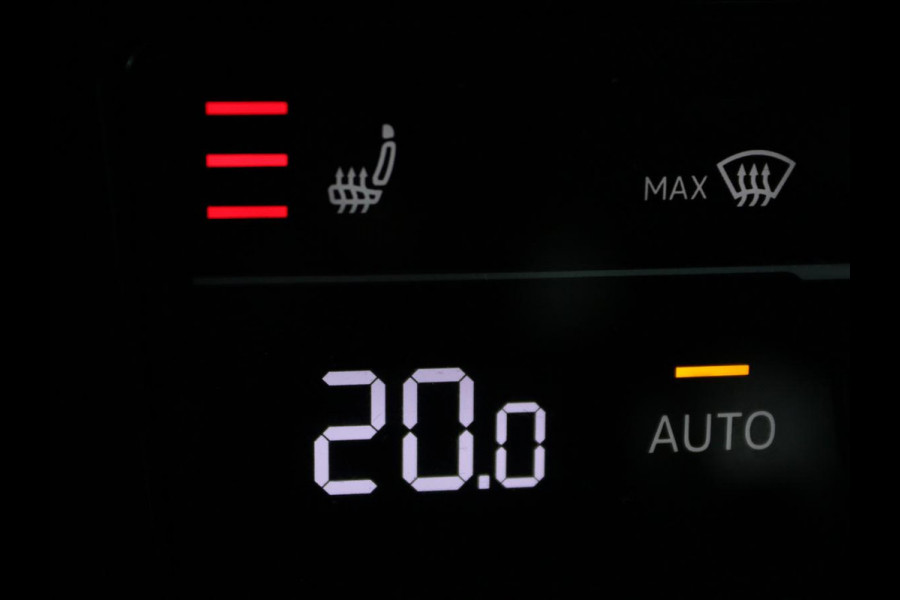 Volkswagen Passat 1.4 TSI PHEV GTE | Stoelverwarming | Massage | Carplay | Camera | Adaptive cruise | Matrix LED | Navigatie | Memory | Sfeerverlichting