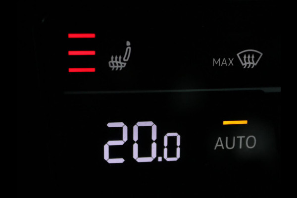 Volkswagen Passat 1.4 TSI PHEV GTE | Stoelverwarming | Massage | Carplay | Camera | Adaptive cruise | Matrix LED | Navigatie | Memory | Sfeerverlichting