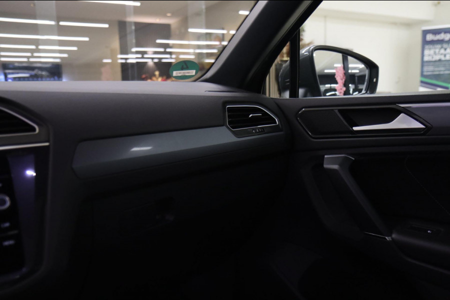 Volkswagen Tiguan 2.0 TSI 4Motion R/PANO/LANE ASSIST/CAM/ACC/VOL