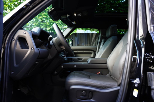Land Rover Defender 110 P 300 E X-Dynamic HSE 22 Inch
