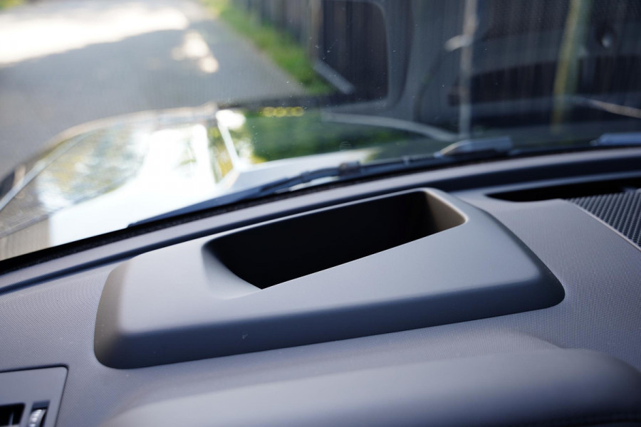 Land Rover Defender 110 P 300 E X-Dynamic HSE 22 Inch