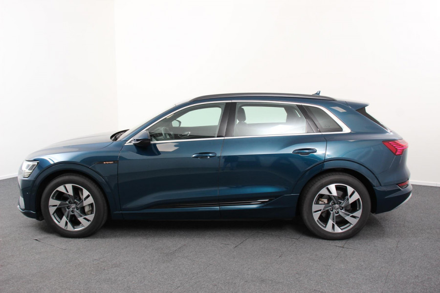 Audi e-tron e-tron 55 quattro | Navigatie | Climate Control | Alacantara | Camera | Electrisch bedienbare achterklep | Led | Cruise Control Adaptive |