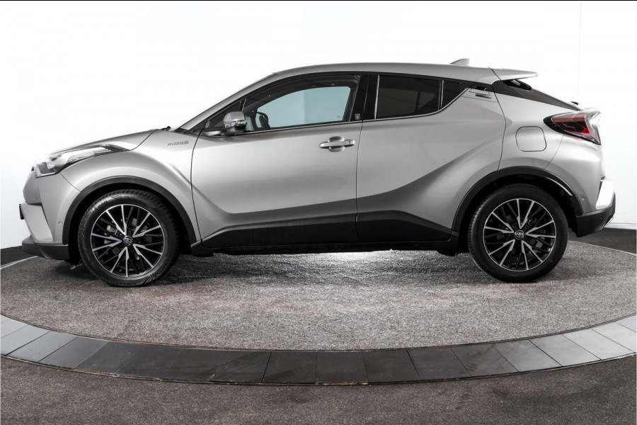 Toyota C-HR 1.8 Hybrid Dynamic - Automaat | Adapt. Cruise | Stoel-+Stuurverw. | PDC | Camera | NAV | ECC | LM 18" | Afn. Trekhaak
