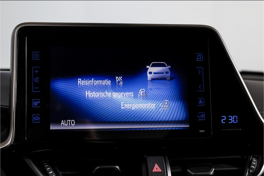 Toyota C-HR 1.8 Hybrid Dynamic - Automaat | Adapt. Cruise | Stoel-+Stuurverw. | PDC | Camera | NAV | ECC | LM 18" | Afn. Trekhaak