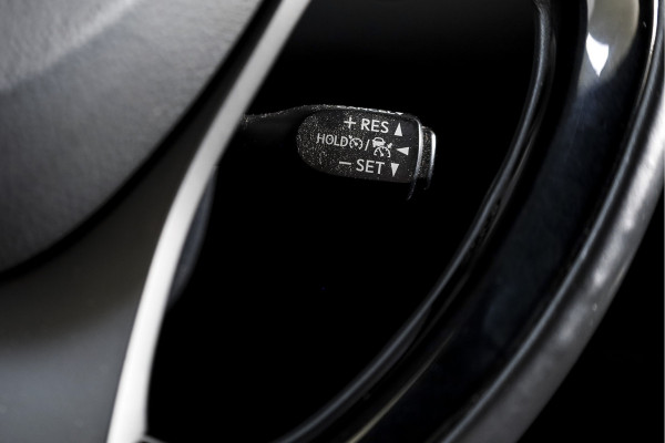 Toyota C-HR 1.8 Hybrid Dynamic - Automaat | Adapt. Cruise | Stoel-+Stuurverw. | PDC | Camera | NAV | ECC | LM 18" | Afn. Trekhaak