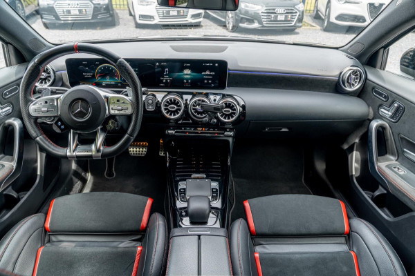 Mercedes-Benz A-Klasse AMG 35 4MATIC Edition 1 306 PK Performance Seats 360 Camera Adaptive Widescreen 19''