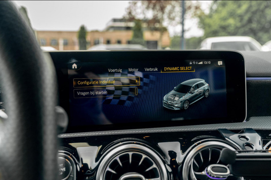 Mercedes-Benz A-Klasse AMG 35 4MATIC Edition 1 306 PK Performance Seats 360 Camera Adaptive Widescreen 19''