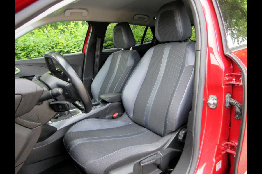 Peugeot 2008 1.2 PureTech Allure*Navi*Cruise*Camera*