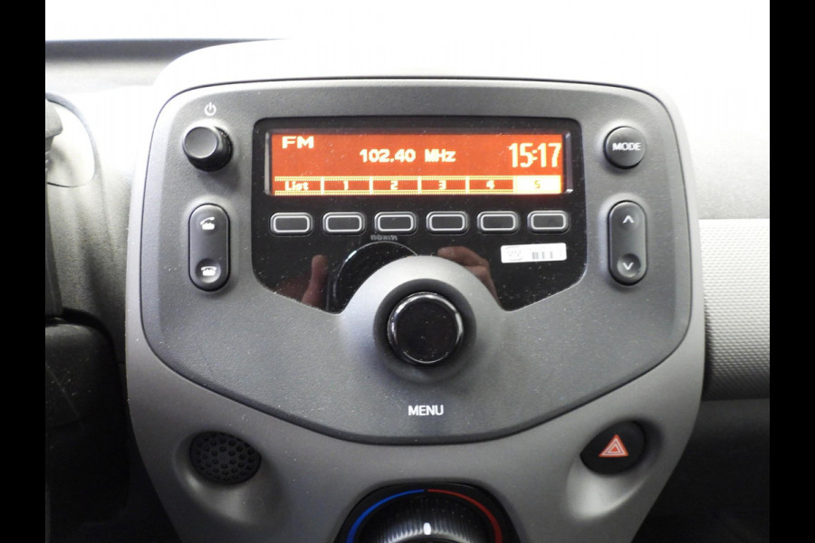 Peugeot 108 1.0 e-VTi Active Premium AIRCO/BLUETOOTH!