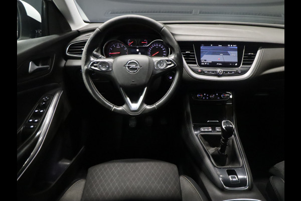 Opel Grandland X 1.2 Turbo Business Executive [TREKHAAK, APPLE CARPLAY, ANDROID, ELEK. KOFFERKLEP, PARKEERSENSOR, CRUISE, NIEUWSTAAT]