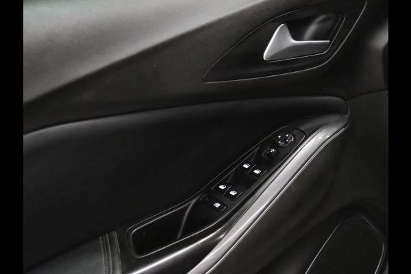 Opel Grandland X 1.2 Turbo Business Executive [TREKHAAK, APPLE CARPLAY, ANDROID, ELEK. KOFFERKLEP, PARKEERSENSOR, CRUISE, NIEUWSTAAT]