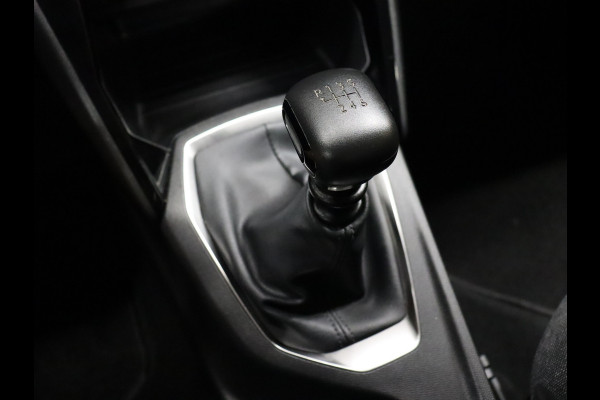 Peugeot 208 1.2 PureTech Blue Lease [NAVIGATIE, APPLE CARPLAY, ANDROID, CRUISE CONTROL, PARKEERSENSOR, NIEUWSTAAT]