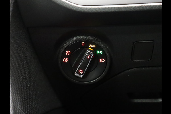 Seat Leon 1.0 TSI Style Ultimate Edition [TREKHAAK, APPLE CARPLAY, ANDROID, CAMERA, CRUISE, CLIMATE, NAVIGATIE, NIEUWSTAAT]