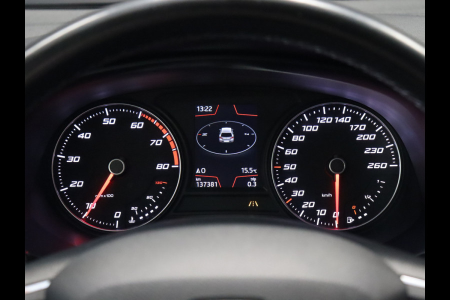 Seat Leon 1.0 TSI Style Ultimate Edition [TREKHAAK, APPLE CARPLAY, ANDROID, CAMERA, CRUISE, CLIMATE, NAVIGATIE, NIEUWSTAAT]