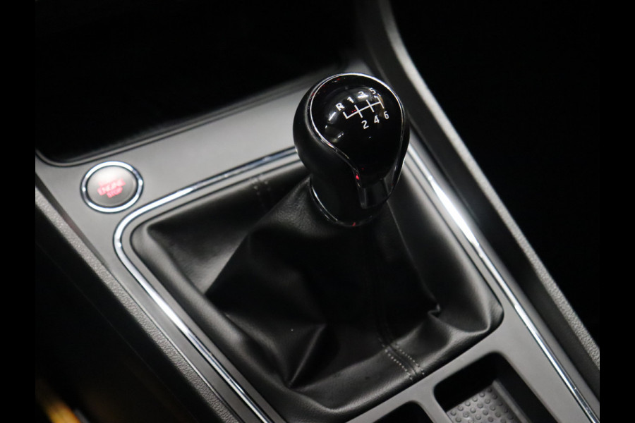 Seat Leon 1.0 TSI Style Ultimate Edition [TREKHAAK, APPLE CARPLAY, ANDROID, CAMERA, CRUISE, CLIMATE, NAVIGATIE, NIEUWSTAAT]
