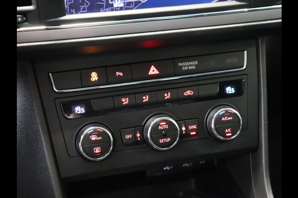 Seat Leon 1.0 TSI Style Ultimate Edition [TREKHAAK, APPLE CARPLAY, ANDROID, CAMERA, CRUISE, CLIMATE, NAVIGATIE, NIEUWSTAAT]