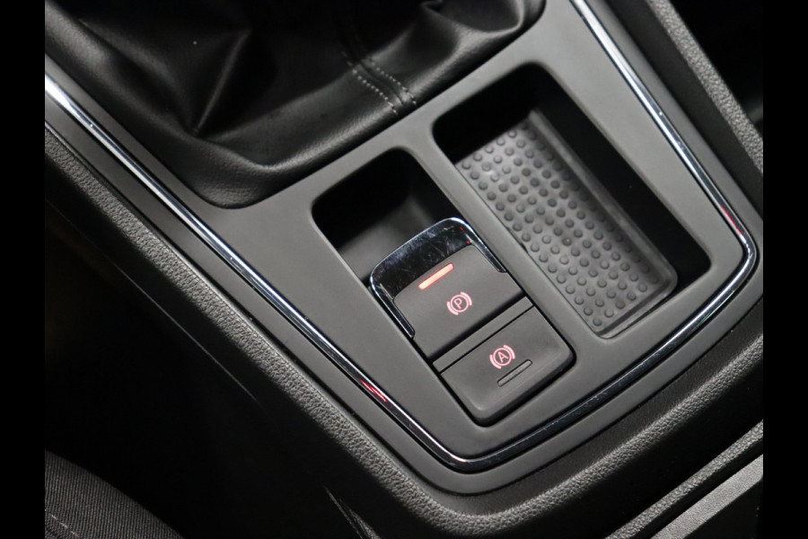 Seat Leon 1.0 TSI Style Ultimate Edition [TREKHAAK, APPLE CARPLAY, ANDROID, CAMERA, CRUISE, CLIMATE, NAVIGATIE, NIEUWSTAAT]