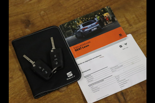 Seat Leon 1.0 TSI Style Ultimate Edition [TREKHAAK, APPLE CARPLAY, ANDROID, CAMERA, CRUISE, CLIMATE, NAVIGATIE, NIEUWSTAAT]