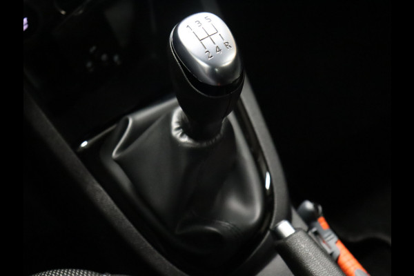 Renault Clio Estate 0.9 TCe Zen [BASS REFLEX AUDIO, CRUISE CONTROL, AIRCO, NAVIGATIE, BLUETOOTH, NIEUWSTAAT]