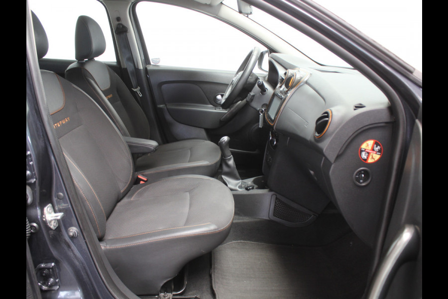 Dacia Logan MCV 0.9 TCe Stepway NAVI | CAMERA | PDC | CRUISE | DAB+ | LED | TREKHAAK | AIRCO