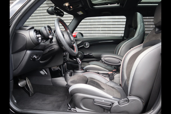 MINI Cooper S 2.0 | JCW Pack| Panodak | Harman/Kardon | Apple CarPlay