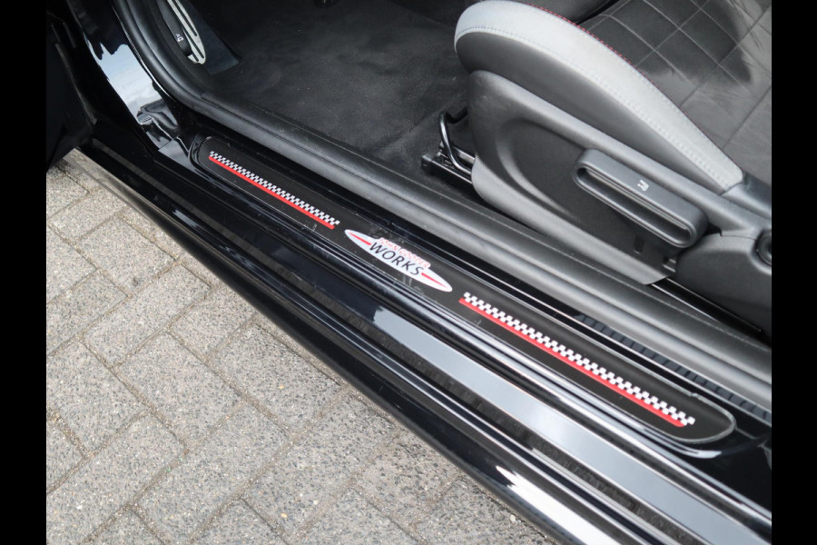 MINI Cooper S 2.0 | JCW Pack| Panodak | Harman/Kardon | Apple CarPlay
