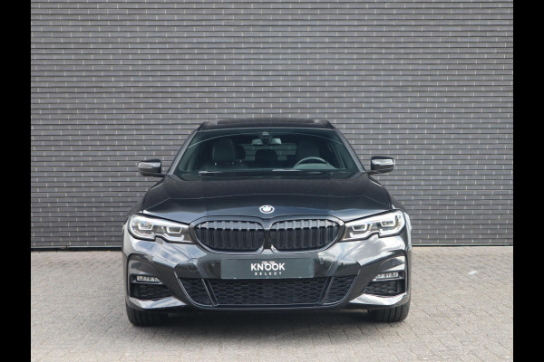 BMW 3 Serie Touring 320e xDrive M-Sport | Panodak |Sportleder | LED |