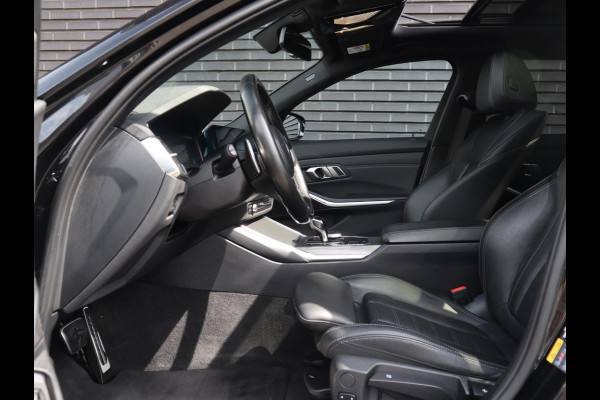 BMW 3 Serie Touring 320e xDrive M-Sport | Panodak |Sportleder | LED |