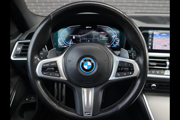 BMW 3 Serie Touring 320e xDrive M-Sport | Panodak |Sportleder | LED |