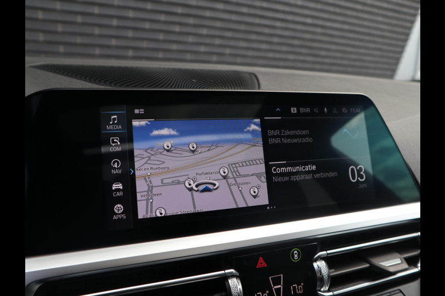 BMW 3 Serie Touring 320e xDrive M-Sport | Panodak |Sportleder | LED |