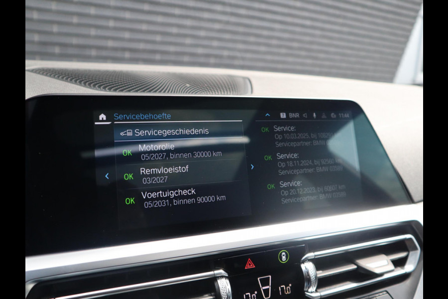 BMW 3 Serie Touring 320e xDrive M-Sport | Panodak |Sportleder | LED |