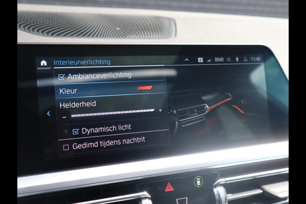 BMW 3 Serie Touring 320e xDrive M-Sport | Panodak |Sportleder | LED |