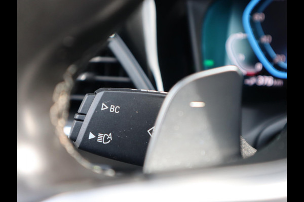 BMW 3 Serie Touring 320e xDrive M-Sport | Panodak |Sportleder | LED |