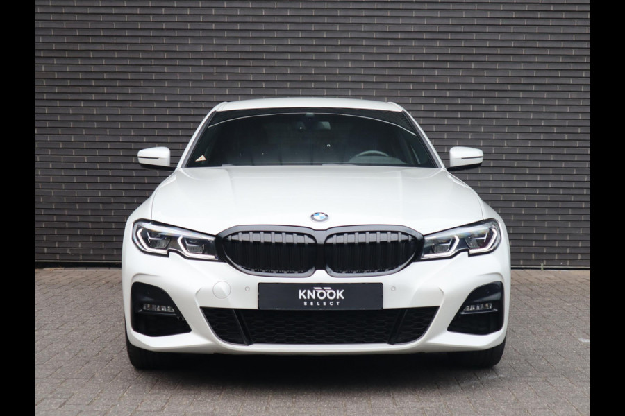 BMW 3-serie 320e M-Sport | Sportleder | Laser | Afneembare Trekhaak |