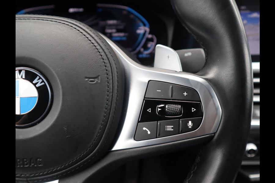 BMW 3-serie 320e M-Sport | Sportleder | Laser | Afneembare Trekhaak |