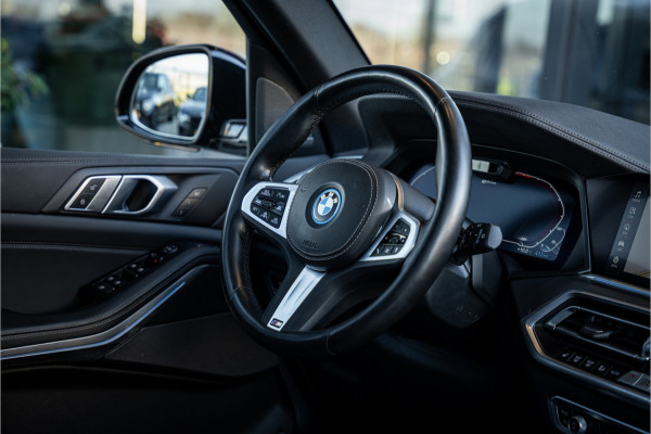 BMW X5 xDrive45e High Executive M-Sport - Individual l Panorama | ACC | HUD l Trekh.