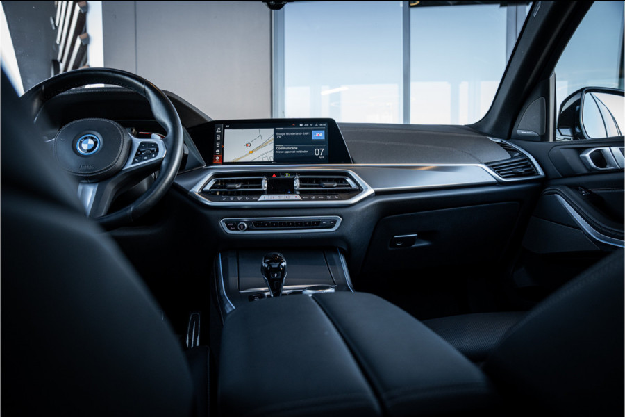 BMW X5 xDrive45e High Executive M-Sport - Individual l Panorama | ACC | HUD l Trekh.