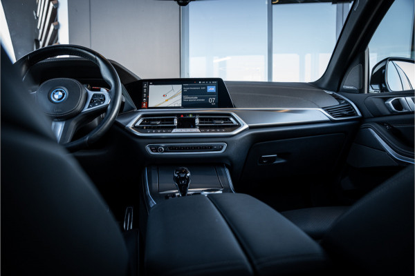 BMW X5 xDrive45e High Executive M-Sport - Individual l Panorama | ACC | HUD l Trekh.